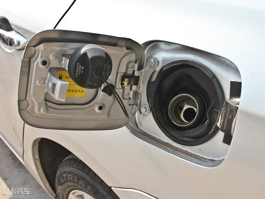 2013������720 1.8L �քӺ��A��