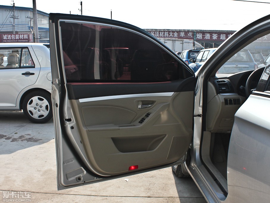 2013������720 1.8L �քӺ��A��