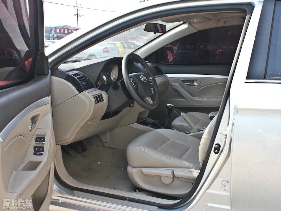 2013������720 1.8L �քӺ��A��