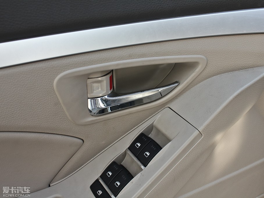 2013������720 1.8L �քӺ��A��