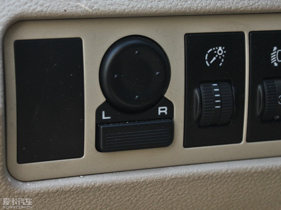 2013������720 1.8L �քӺ��A��