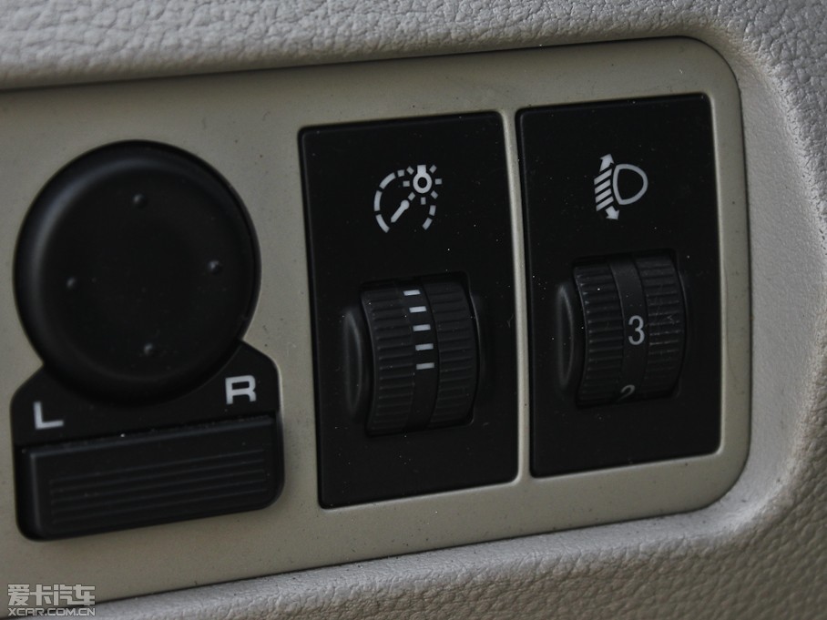 2013������720 1.8L �քӺ��A��