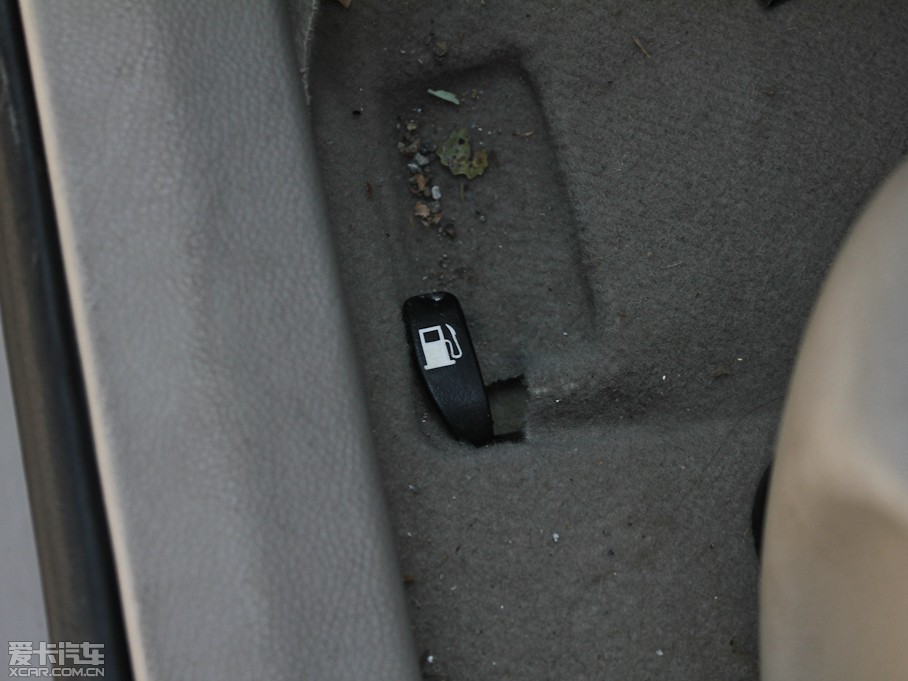 2013������720 1.8L �քӺ��A��