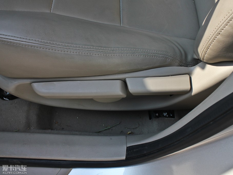 2013������720 1.8L �քӺ��A��