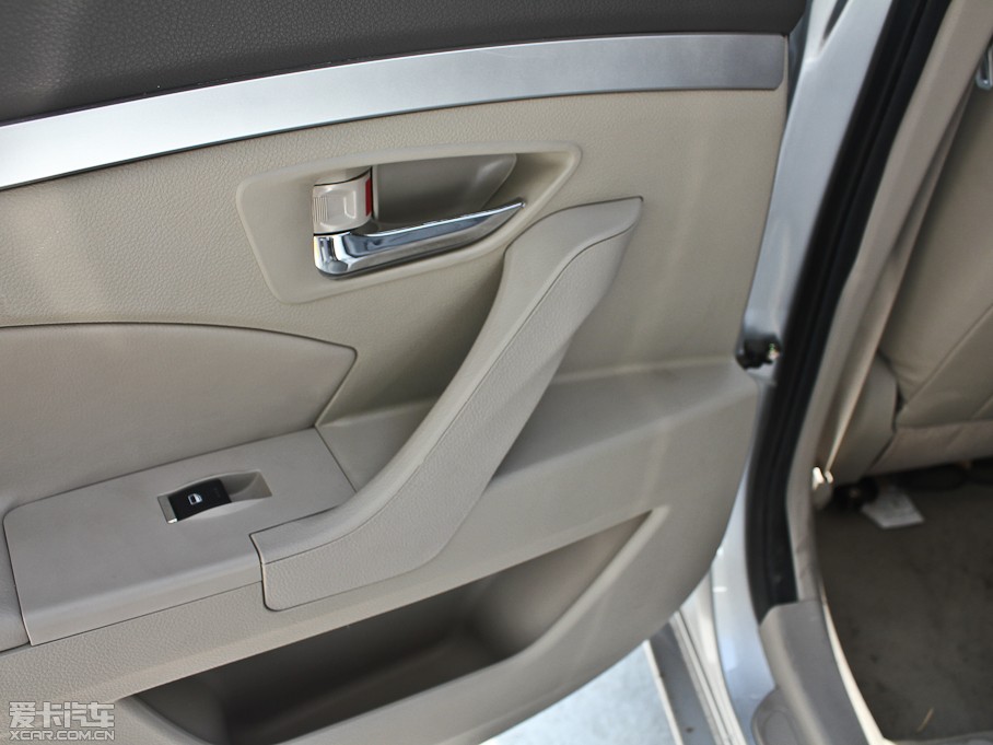 2013������720 1.8L �քӺ��A��