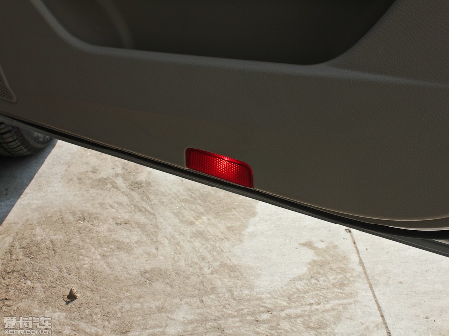 2013������720 1.8L �քӺ��A��