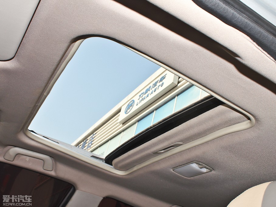 2013������720 1.8L �քӺ��A��