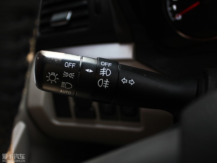 2013������720 1.8L �քӺ��A��