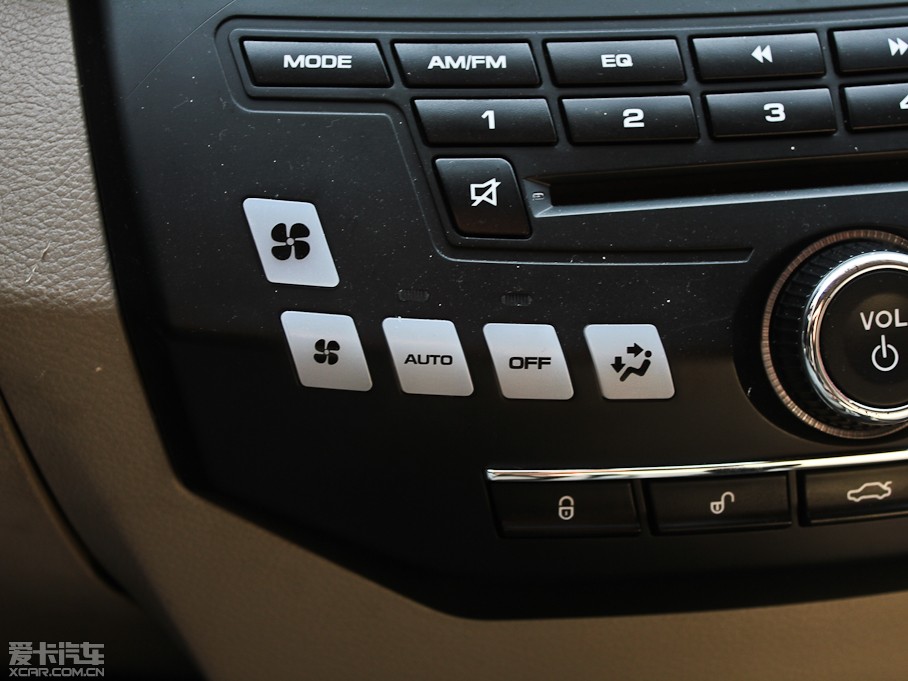 2013������720 1.8L �քӺ��A��