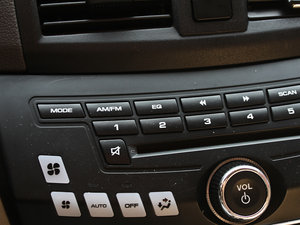 2013��1.8L �քӺ��A�� �п؅^