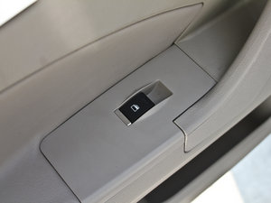 2013��1.8L �քӺ��A�� �п؅^