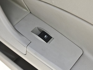 2013��1.8L �քӺ��A�� �п؅^