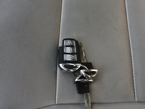 2013款1.8L 手动豪华版 车钥匙