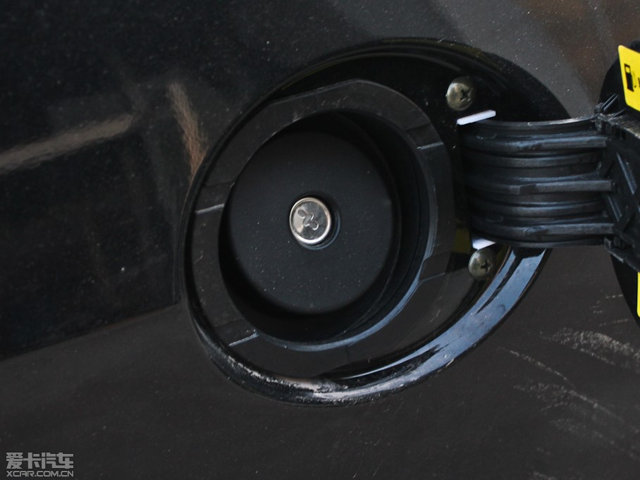 2011520 I(lng) 1.3L m