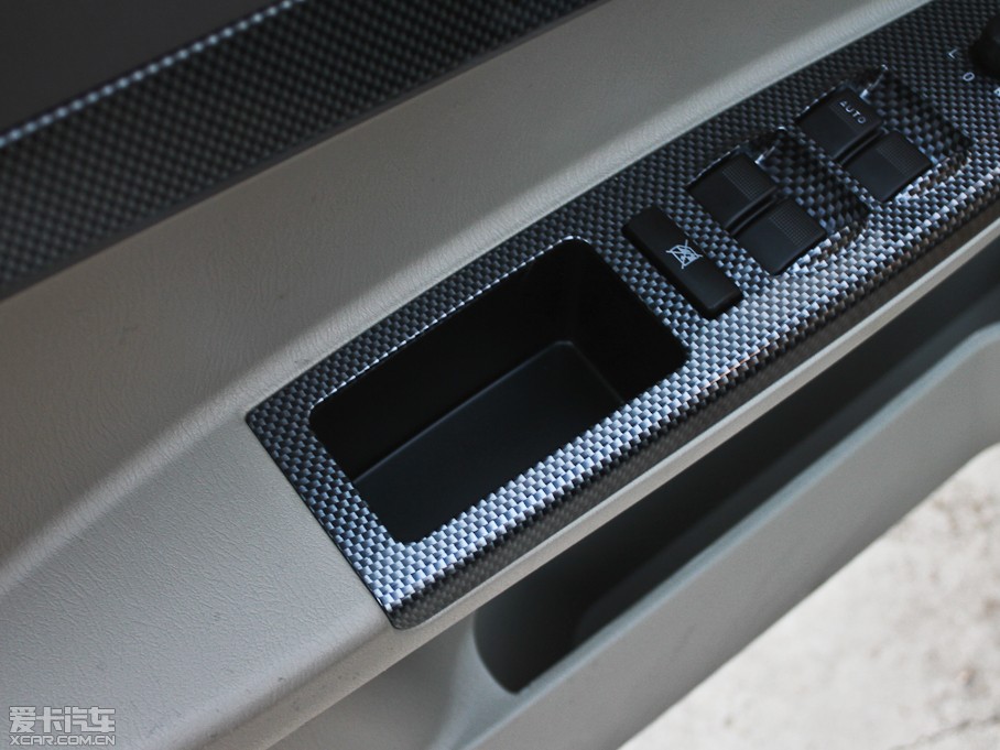 2011520 I(lng) 1.3L m