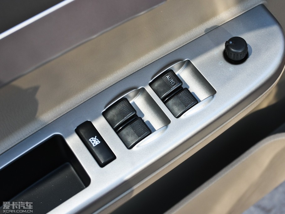 2011������520i 1.3L ���ð�