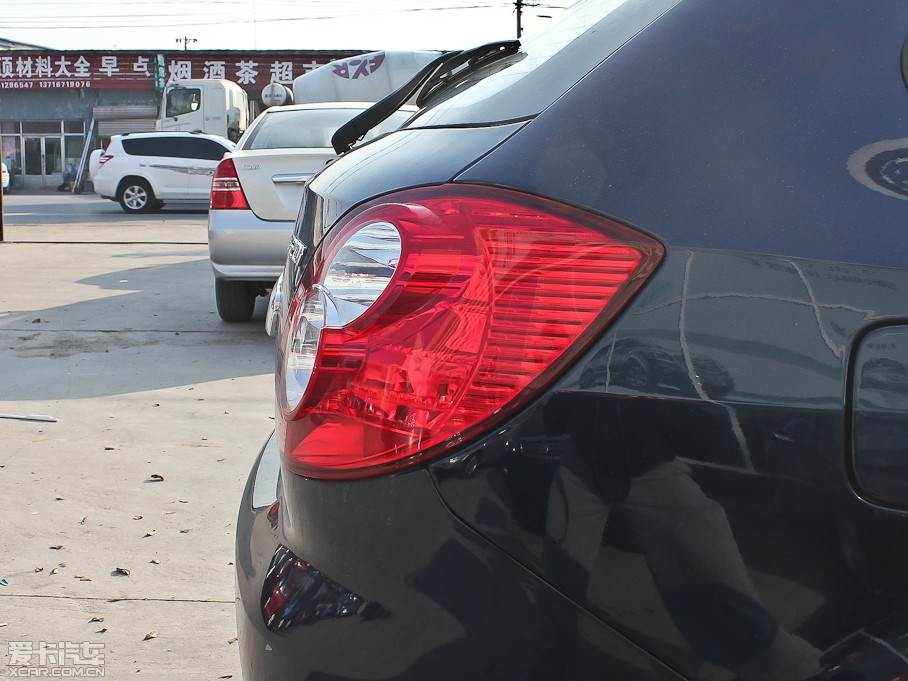 2011������520i 1.3L ���m��