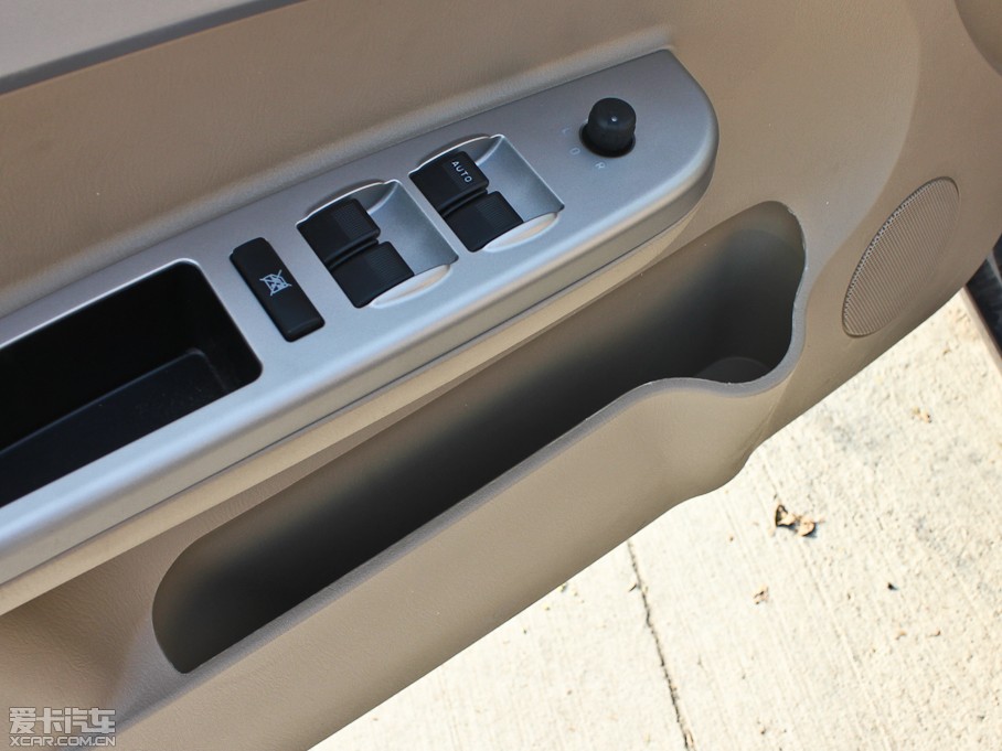 2011������520i 1.3L ���m��