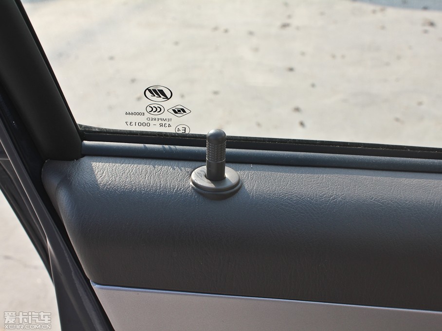 2011������520i 1.3L ���m��