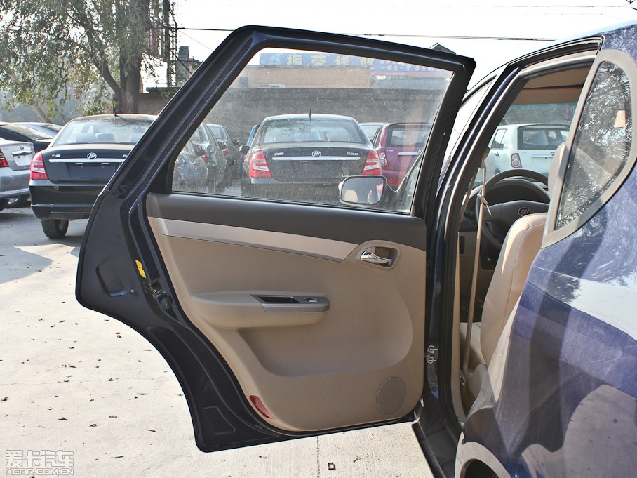 2011������520i 1.3L ���m��