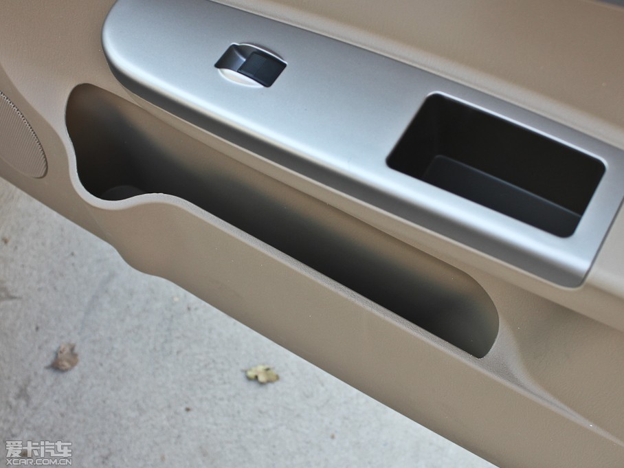 2011������520i 1.3L ���m��