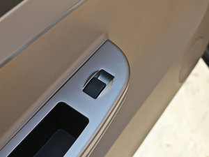 2011��1.3L ���m�� �п؅^