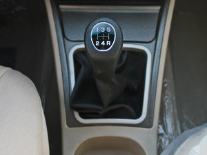 2011��1.3L ���m�� �п؅^