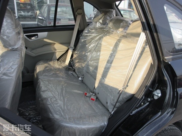 力帆汽車2012款力帆X60