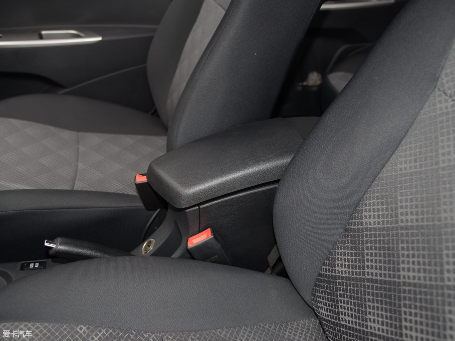 2015������X50 1.5L �քӾ�Ӣ��