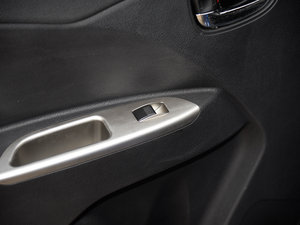 2015��1.5L �քӾ�Ӣ�� �п؅^