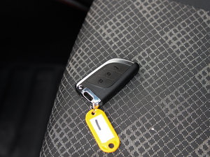 2015款1.5L 手动精英型 其它