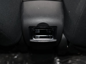 2015��1.5L CVT��Ӣ�� �п؅^(q��)