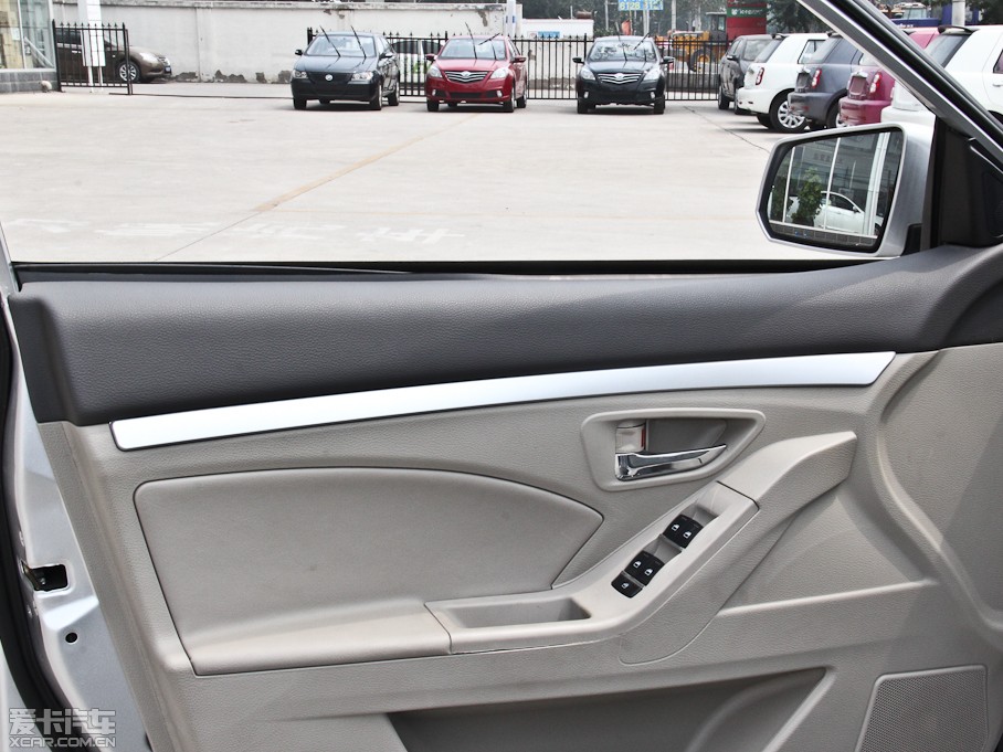 2014������720 1.5L �˜���