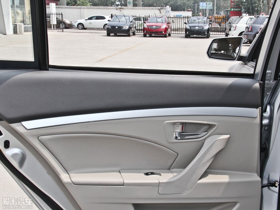 2014������720 1.5L �˜���