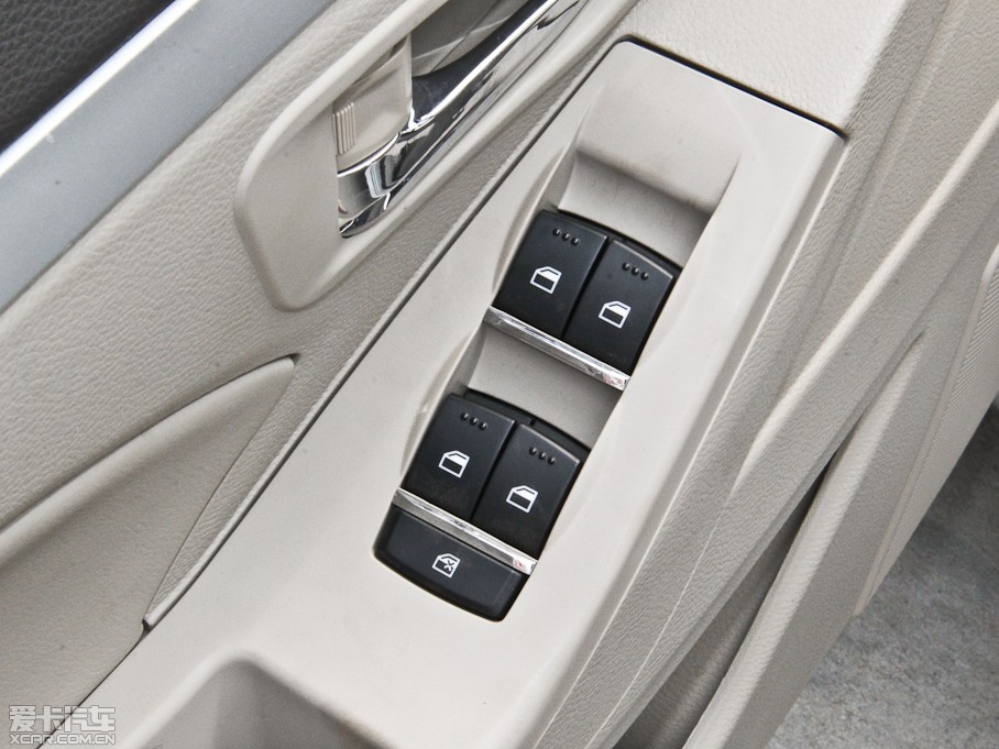 2014������720 1.5L �˜���