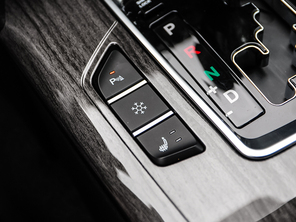 力帆汽車2015款力帆820