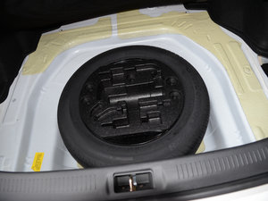 2015款1.8L 手动豪华型 备胎