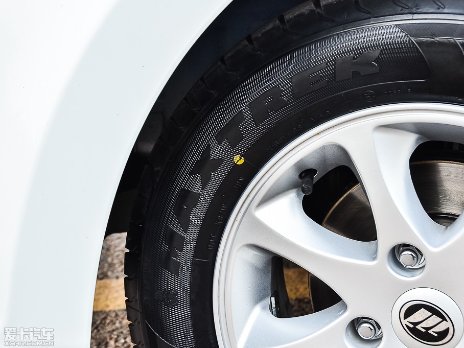 2015; 1.5L S ք VIP