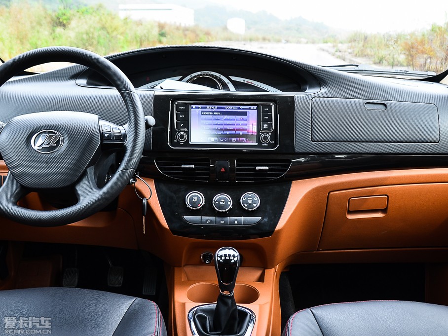 2015; 1.5L S ք VIP