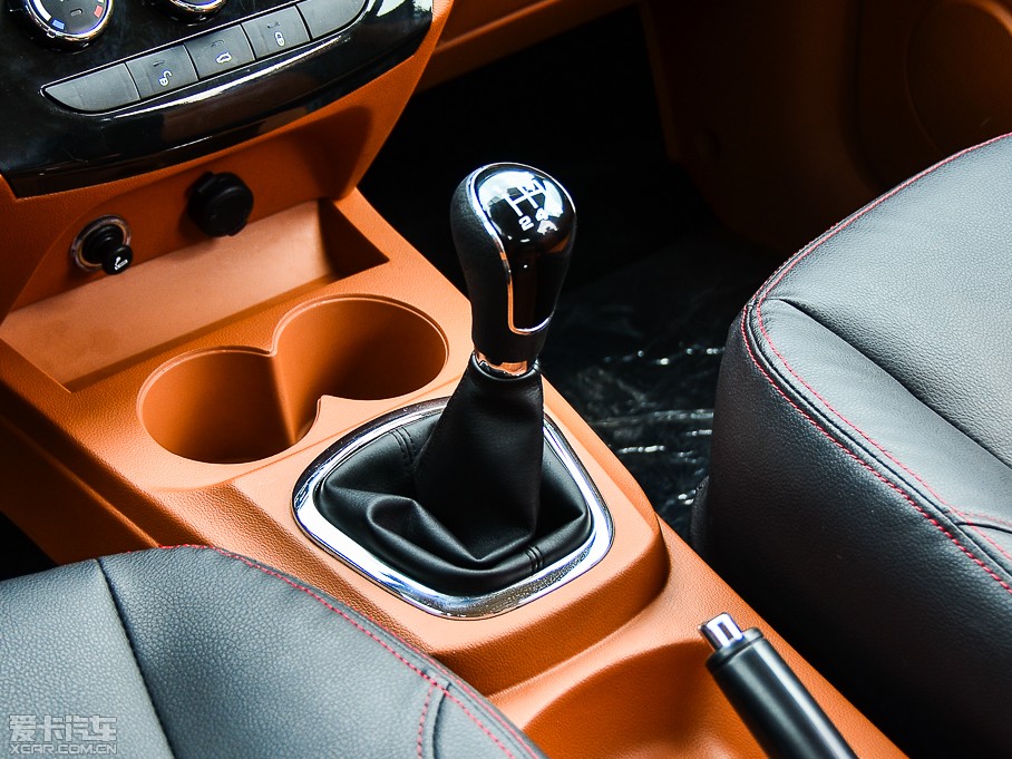 2015; 1.5L S ք(dng) VIP