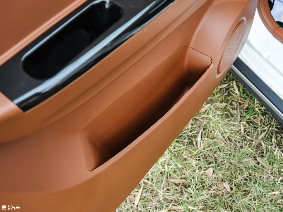 2015; 1.5L S քm