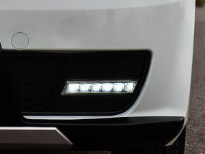 2015款1.5L S 手动 VIP 前雾灯