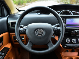 2015款1.5L S 手动 VIP 方向盘
