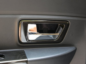 2015款1.2L 手动舒适型 空间座椅