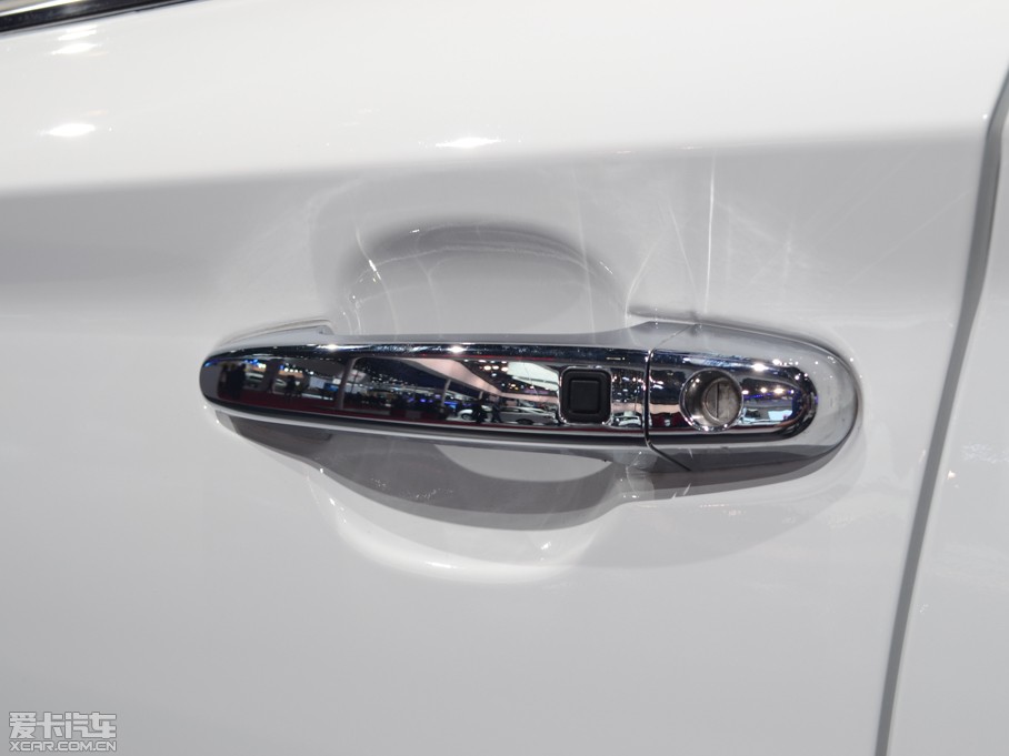 2015������820EV 늄�܇