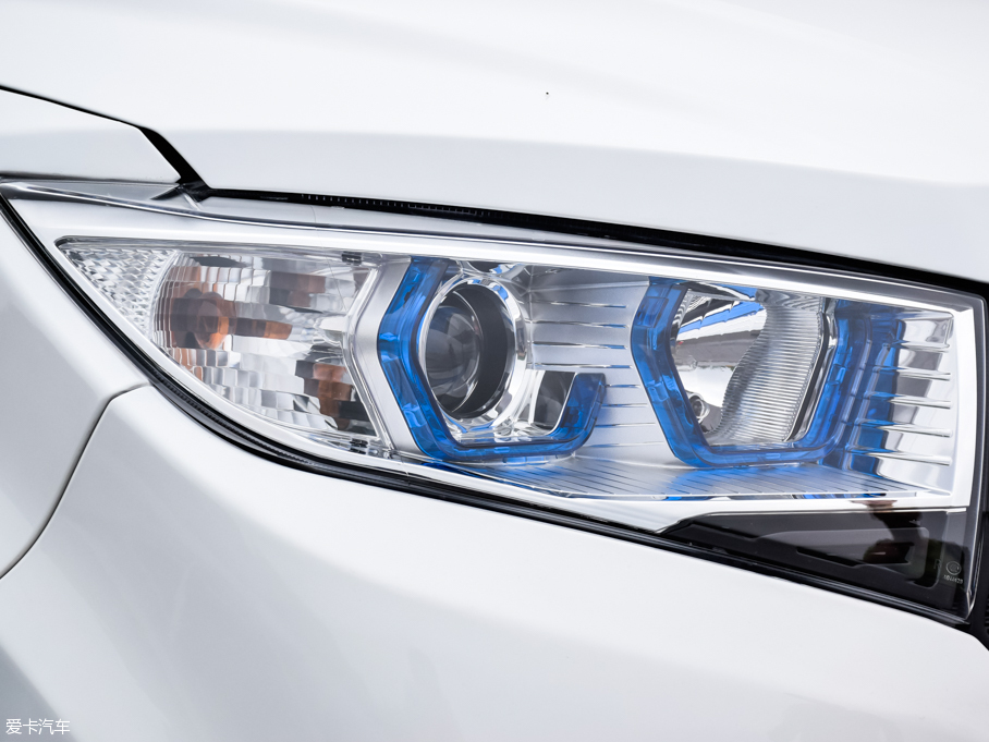 2016���~�� 1.5L �քӾ�Ӣ��