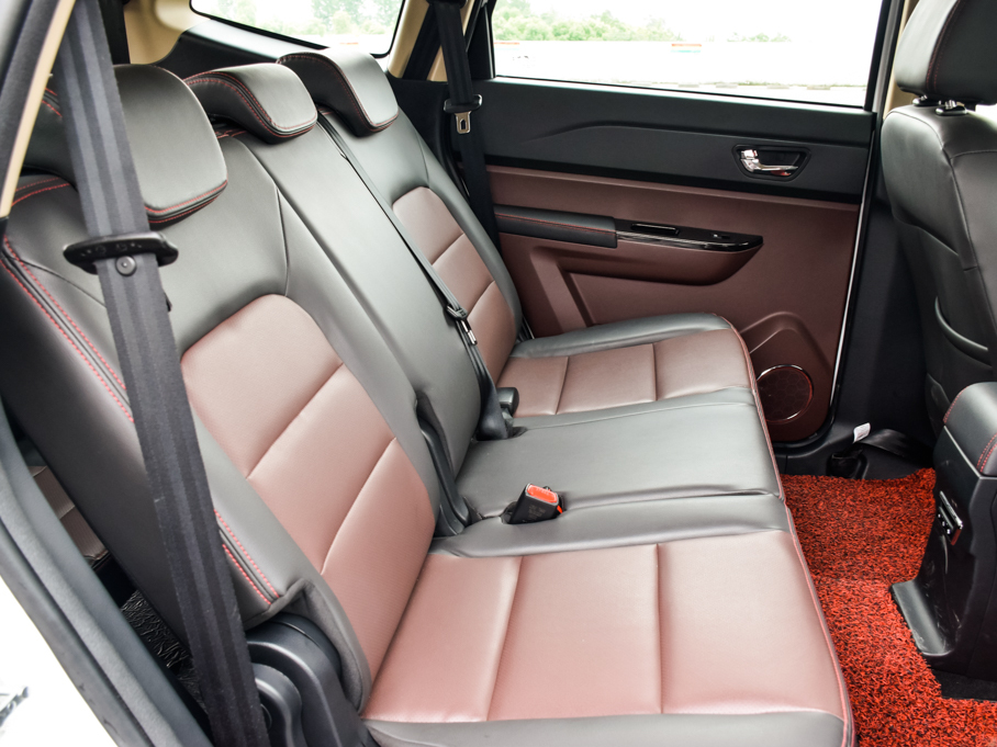 2016���~�� 1.5L �քӾ�Ӣ��