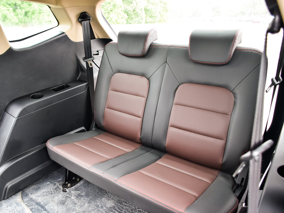 2016���~�� 1.5L �քӾ�Ӣ��