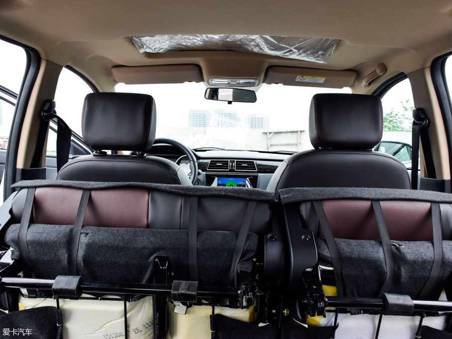 2016���~�� 1.5L �քӾ�Ӣ��