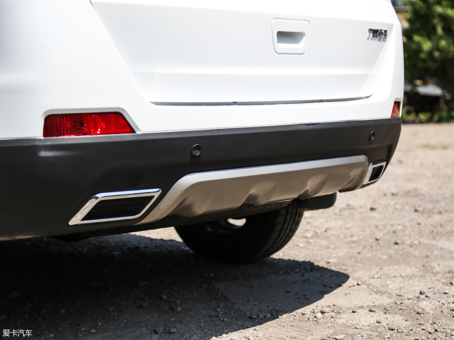 2016���~�� 1.5L �քӾ�Ӣ��